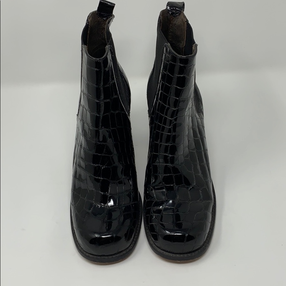 Guess Booties